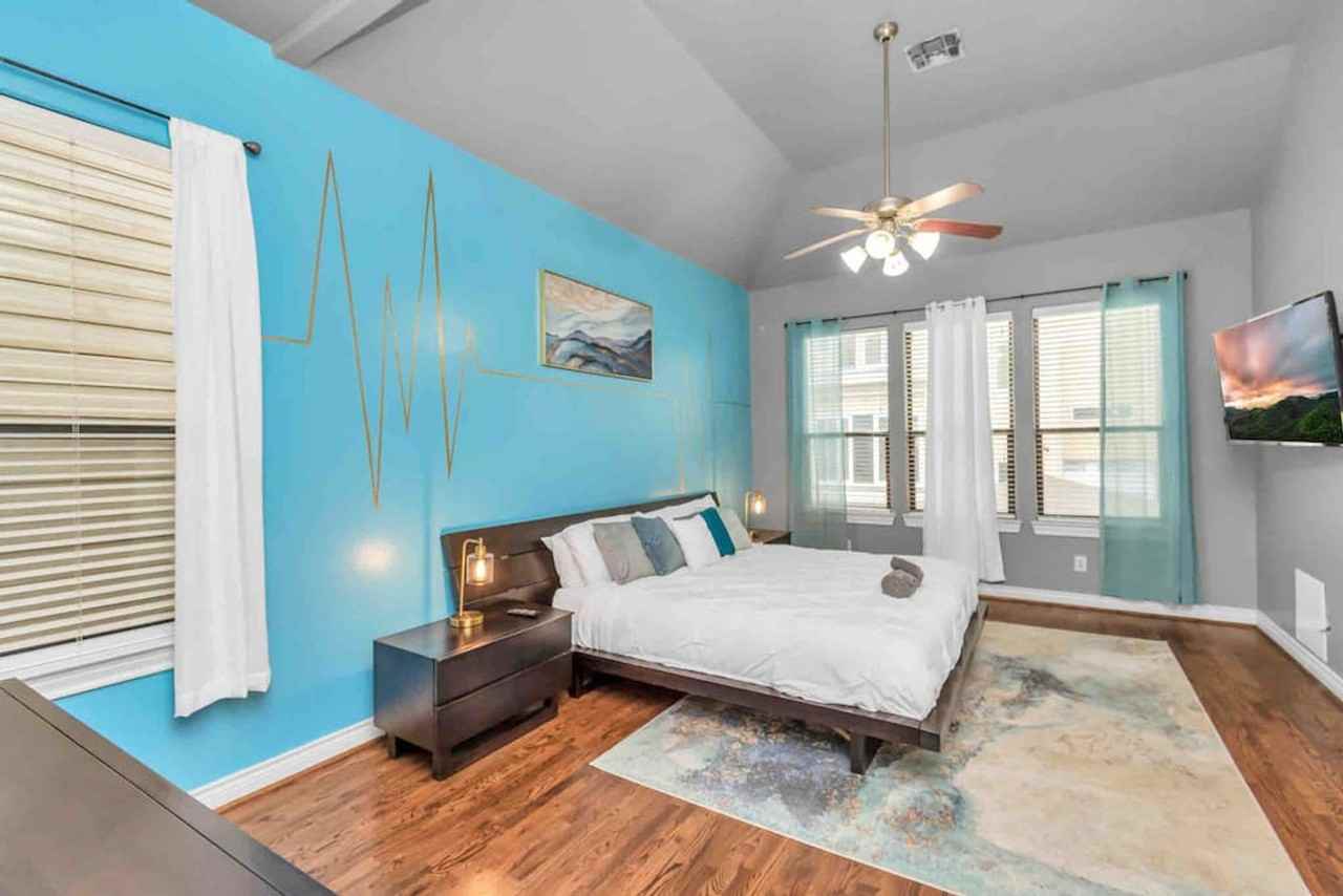 2521 St Emanuel St #1047945P - Photo 7 of 47