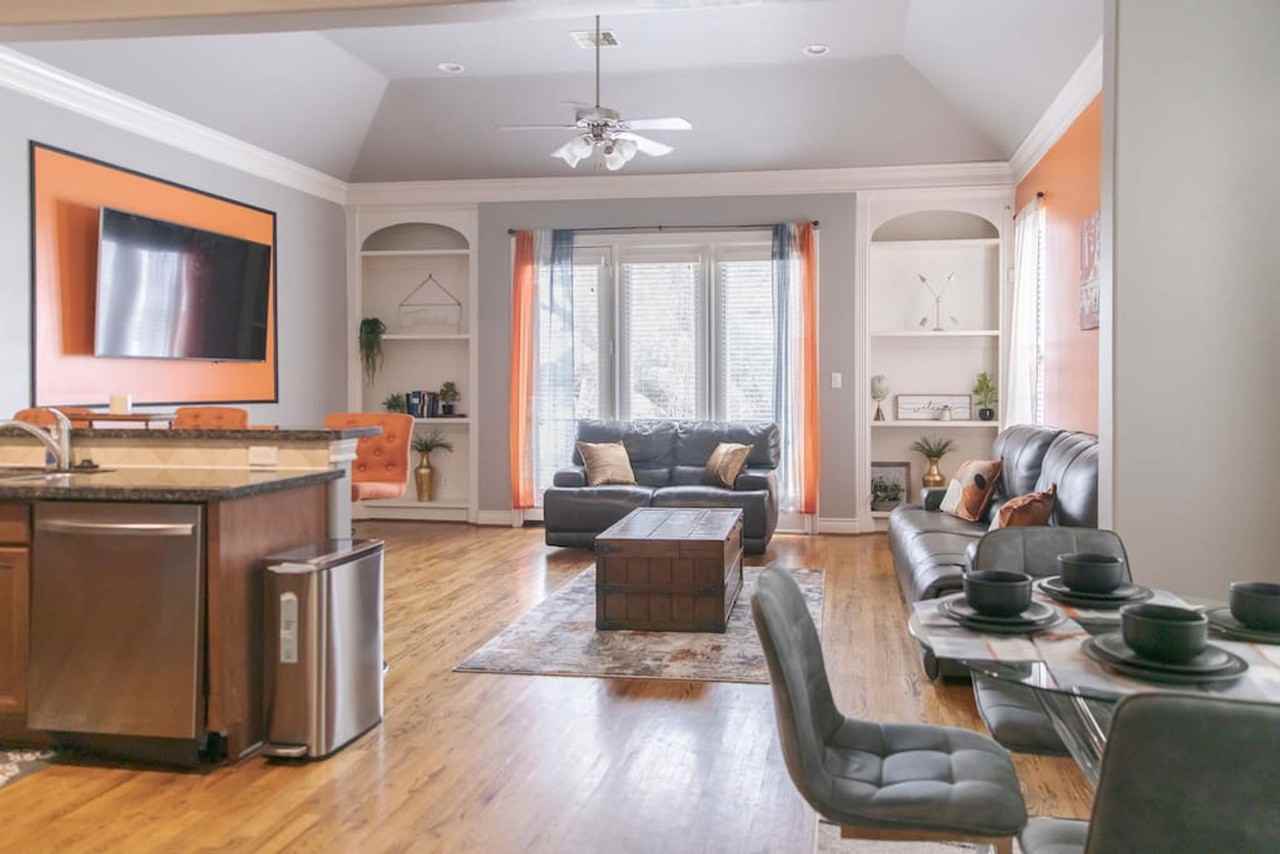 2521 St Emanuel St #1047945P - Photo 7 of 45