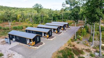 featured image of 13 Autumn Ln