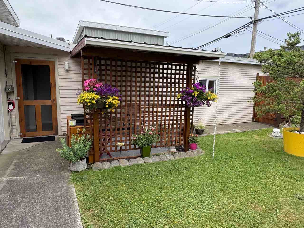 17676 57A Avenue - Photo 2 of 6