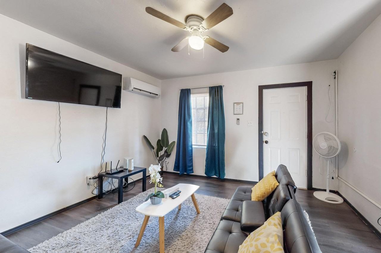 115 Orchard Garden Rd Sw #115 - Photo 2 of 4