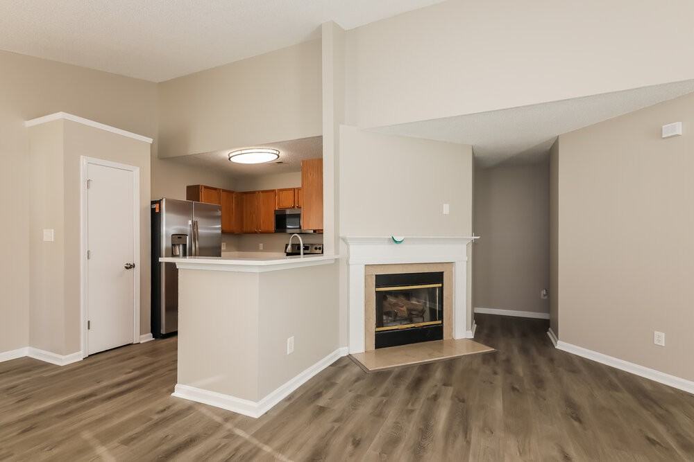 11926 Stewarts Crossing Dr - Photo 5 of 16