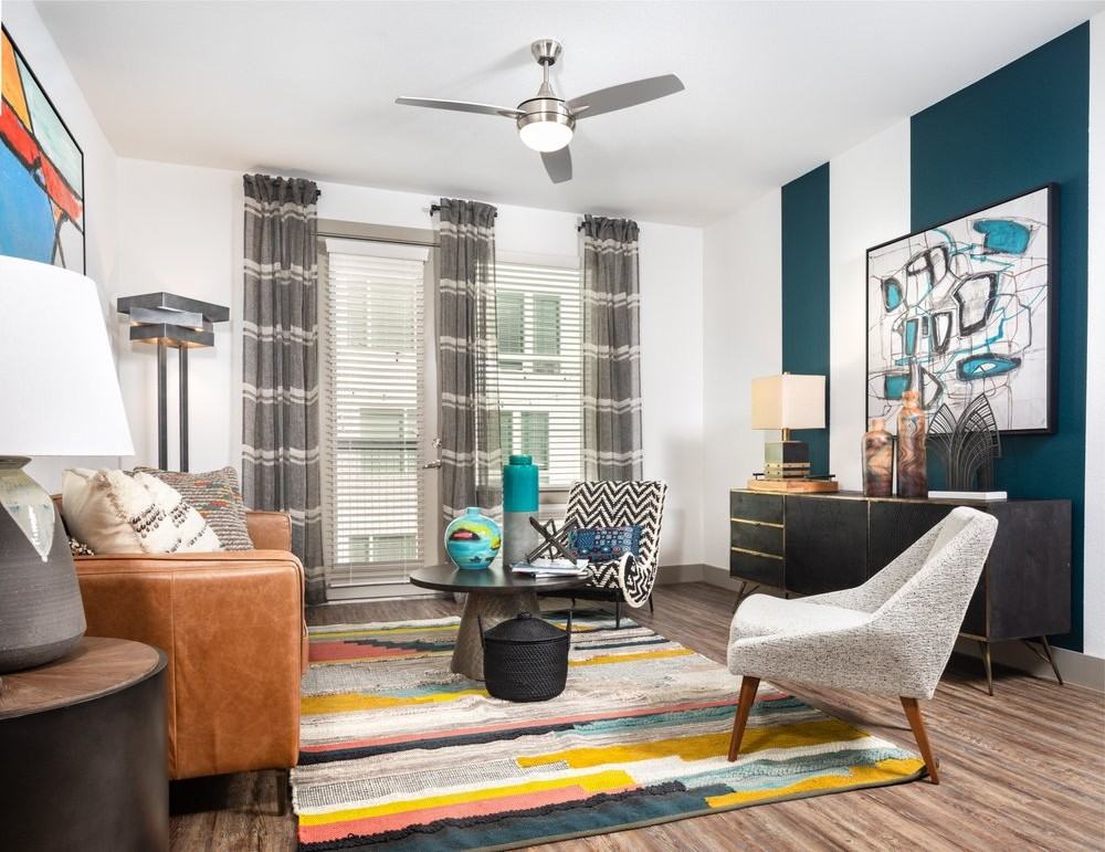 1213 E 5th St - Photo 7 of 23