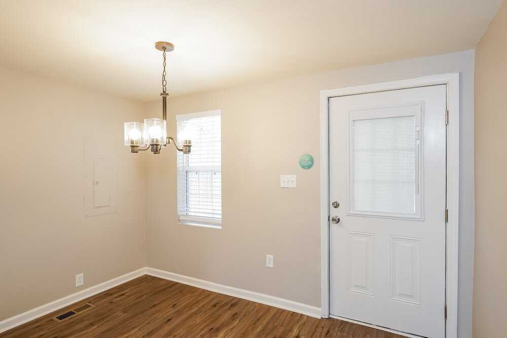 587 Shun Pike - Photo 6 of 20