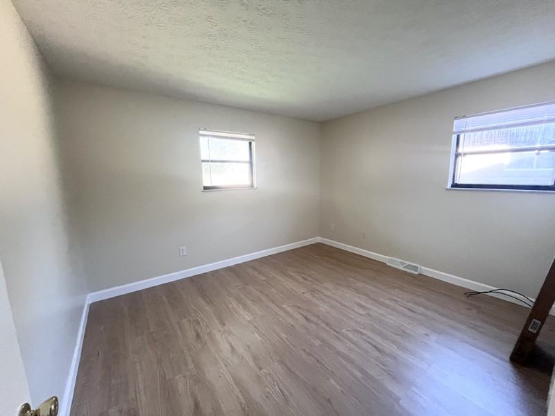 2732 Blendon Woods Blvd - Photo 2 of 17