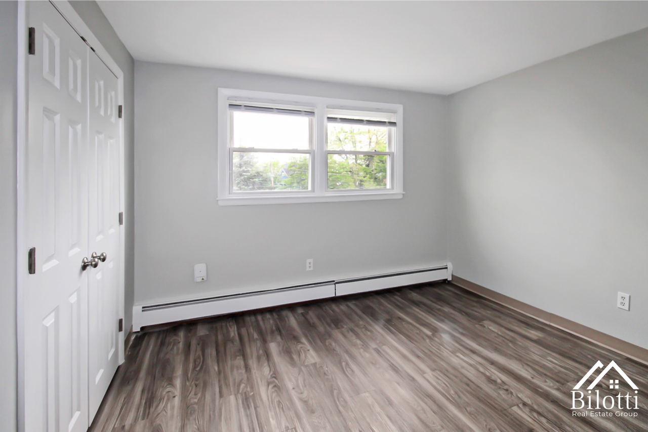 Hillside Terrace Apartments - Photo 7 of 27