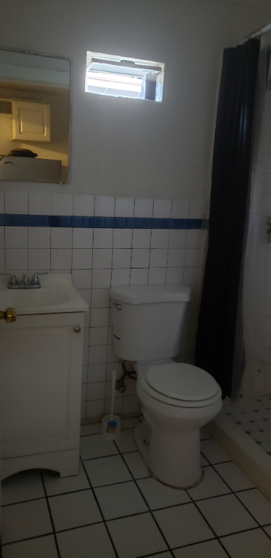 3920 W Wilshire Dr #B - Photo 4 of 8