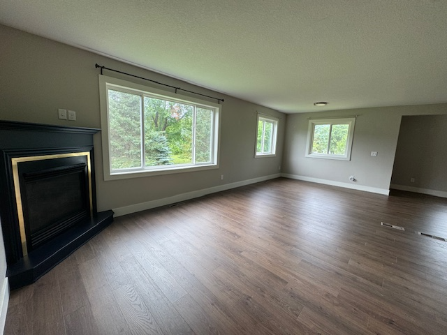 23611 Kanabec St Nw - Photo 2 of 20