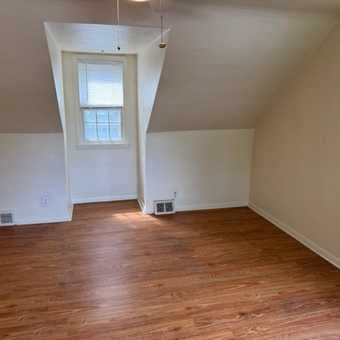 125 N Chicago Ave - Photo 2 of 5