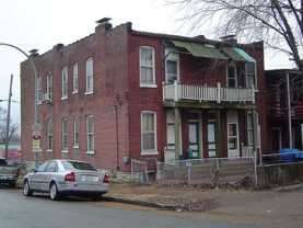 5801 S Broadway #2F - Photo 1 of 1