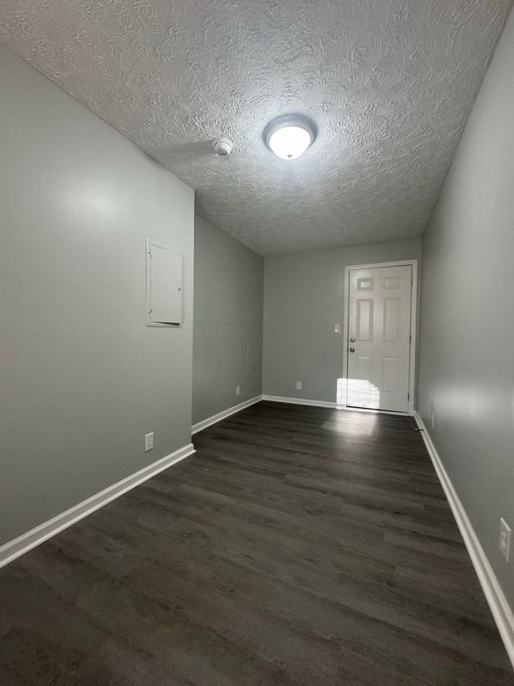 712 Lamont St. - Photo 7 of 25
