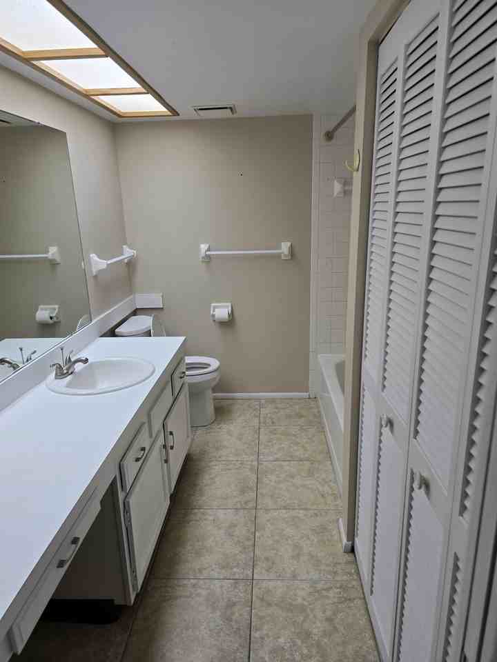 210 Woodlake Wynde #210 - Photo 5 of 13