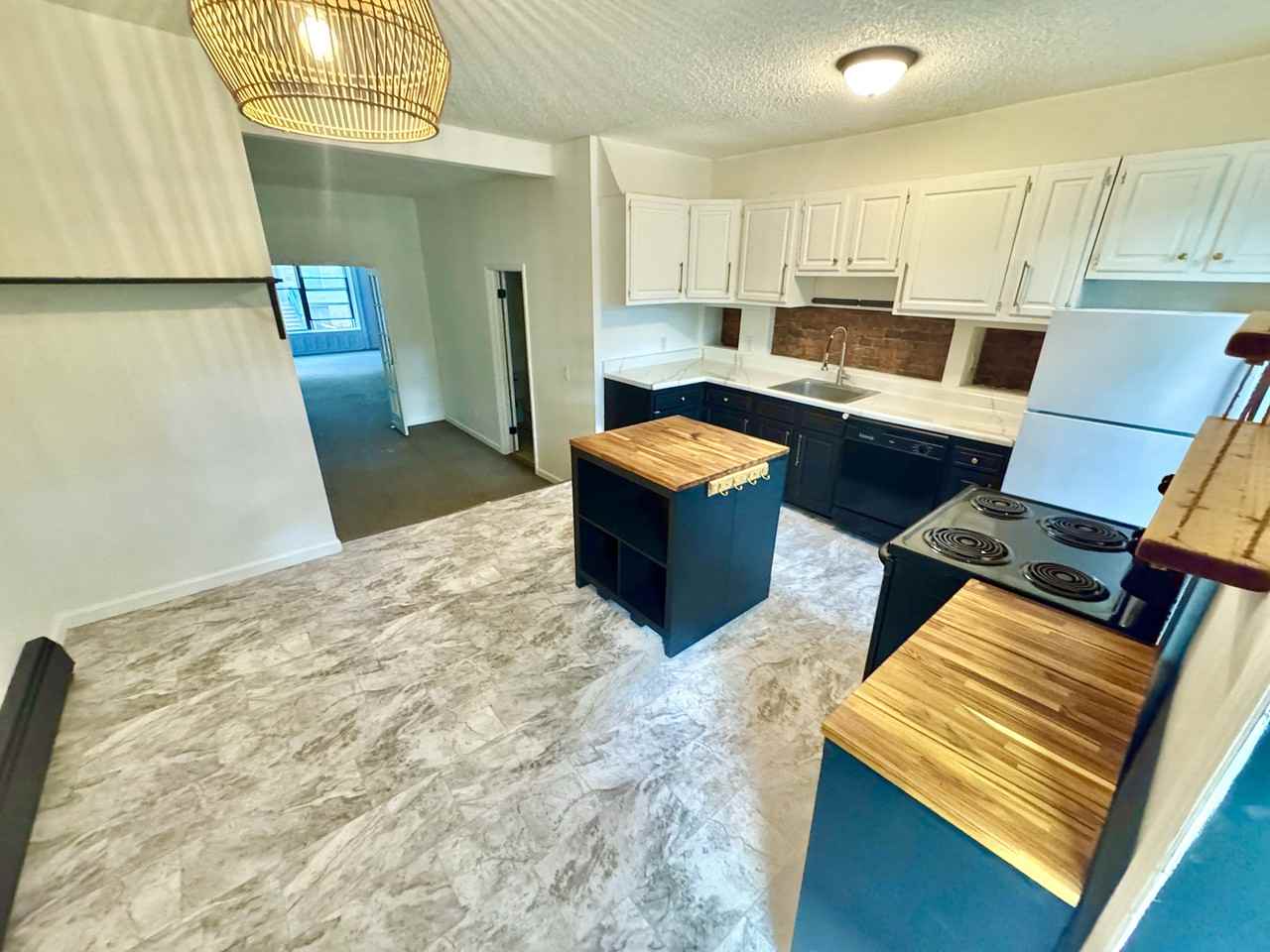 154 Lancaster St #1 - Photo 7 of 21