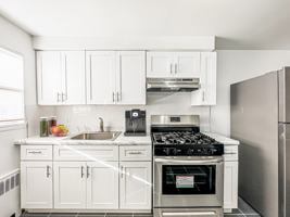 featured image of 2 W Oakland Ave #11
