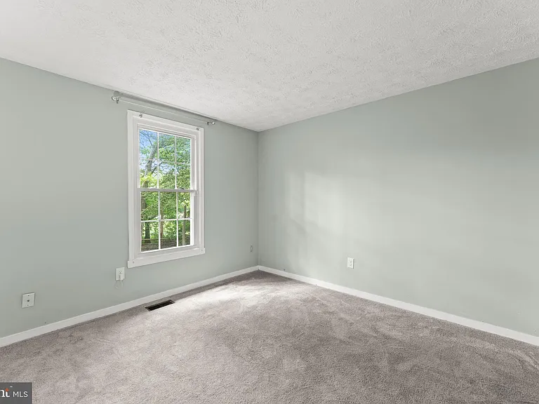 3079 Dorsey Ct #NA - Photo 3 of 9