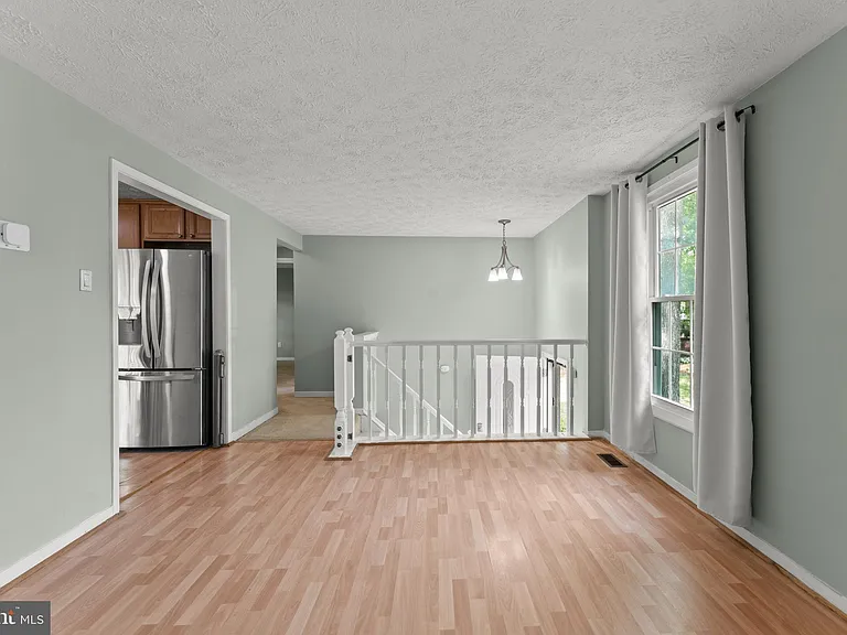 3079 Dorsey Ct #NA - Photo 4 of 9