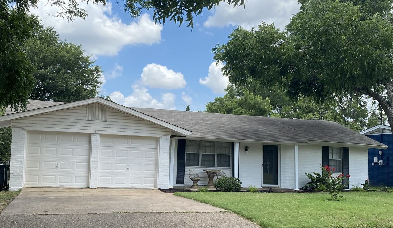 1725 Pecan Park Dr #NA - Photo 2 of 18