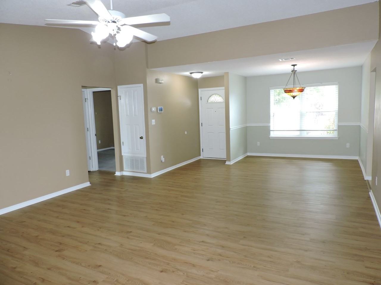 7008 Andros Dr - Photo 3 of 23