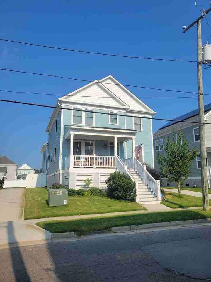 9629 7th Bay St - Photo 2 of 49