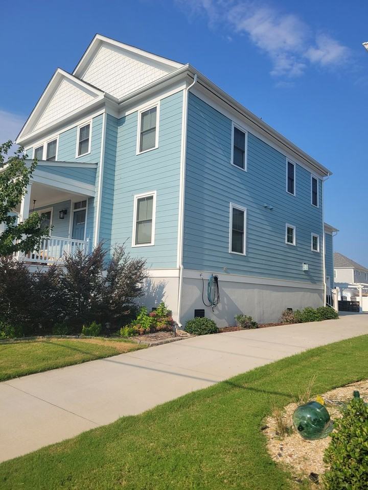 9629 7th Bay St - Photo 3 of 49