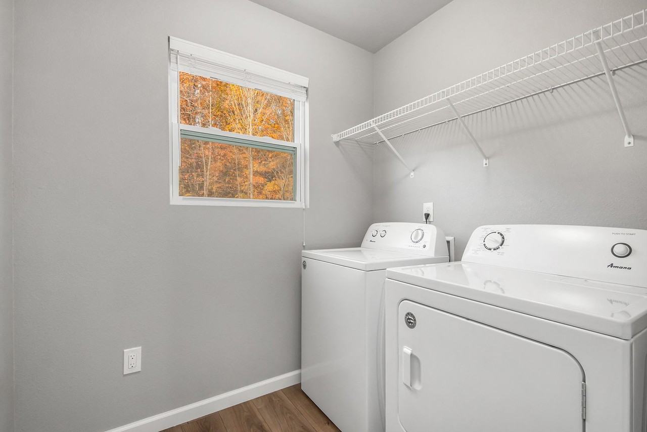 119 Iris Ct - Photo 7 of 21