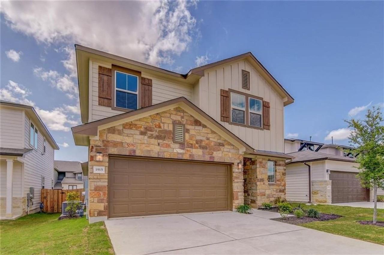 1915 Crimson Rosella Trl - Photo 3 of 40