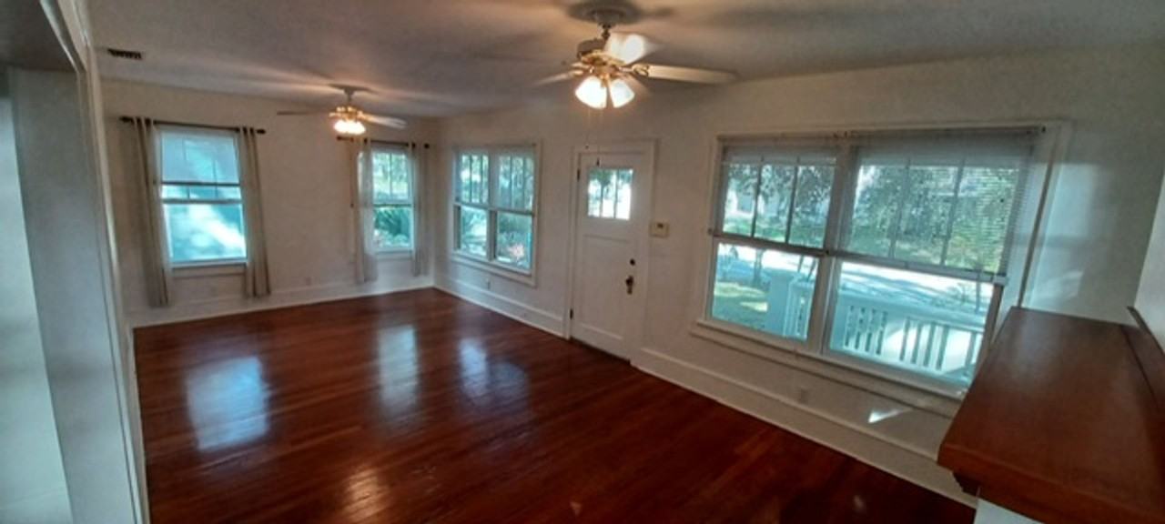 14 N Fern Creek Ave - Photo 2 of 17