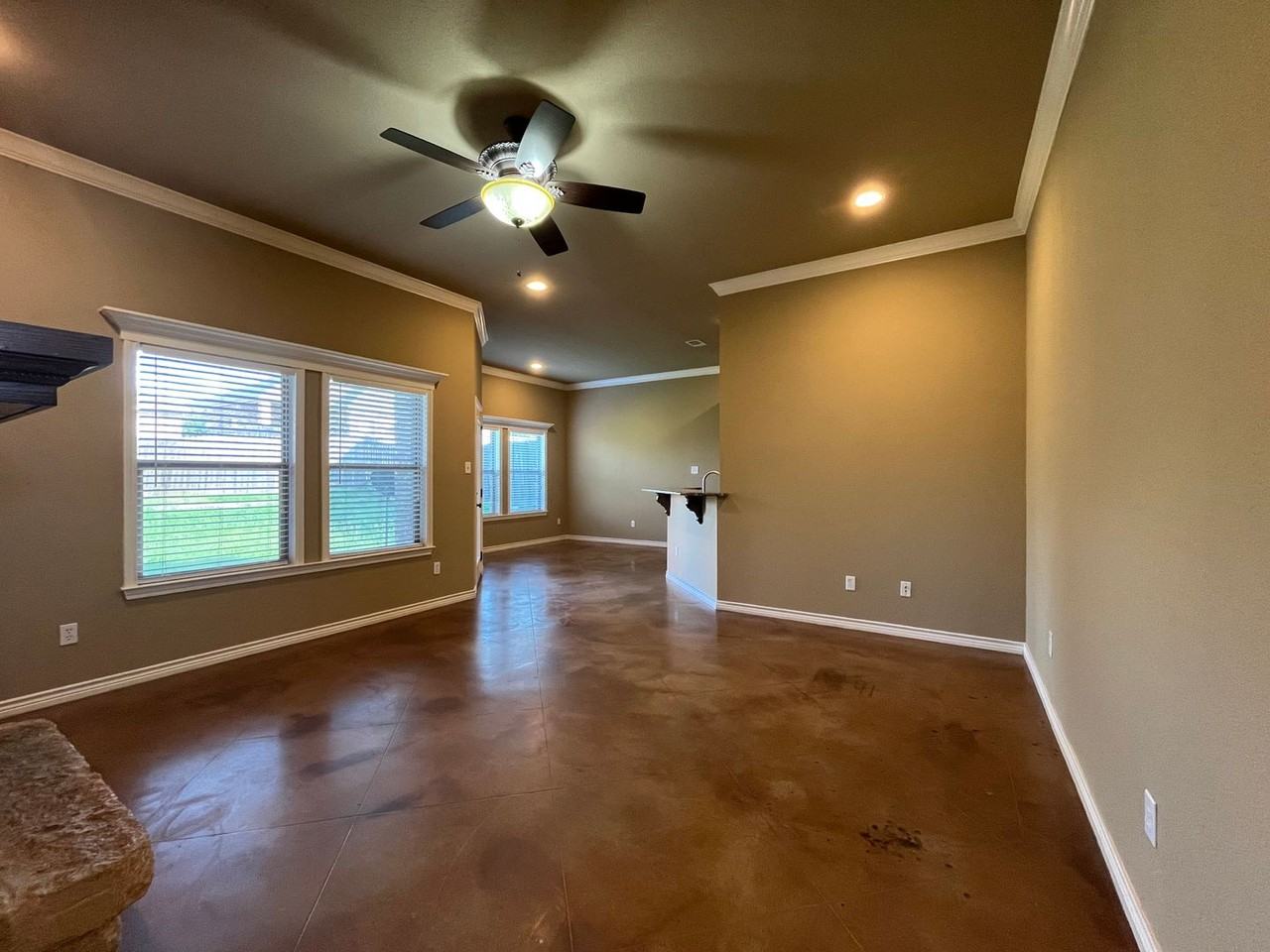 3000 Silver Saddle Dr - Photo 3 of 31