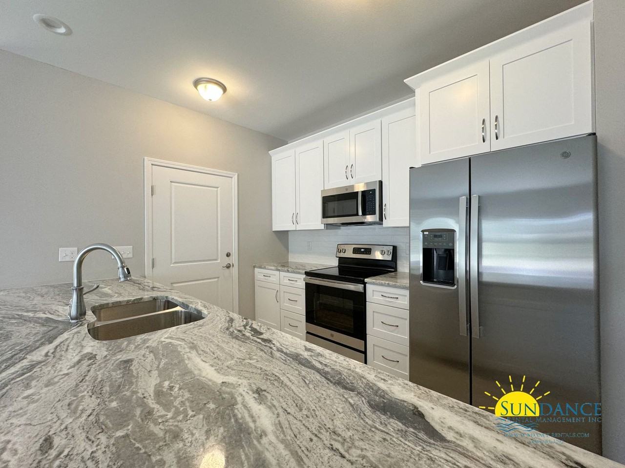 17 Cape Dr Nw #B - Photo 5 of 20