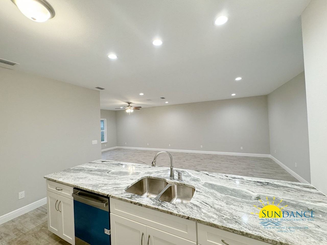 17 Cape Dr Nw #B - Photo 7 of 20