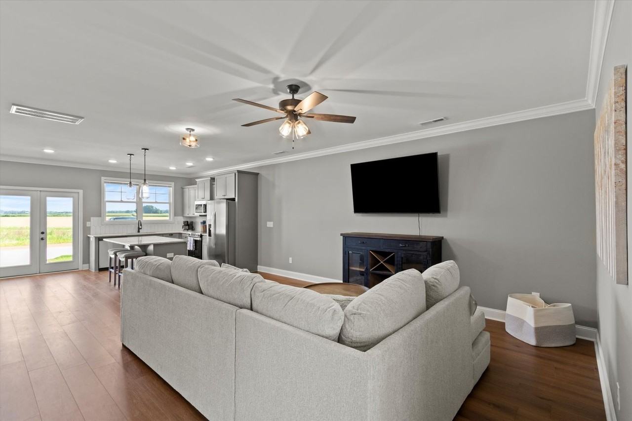 169 Susan Lynn Dr - Photo 5 of 28