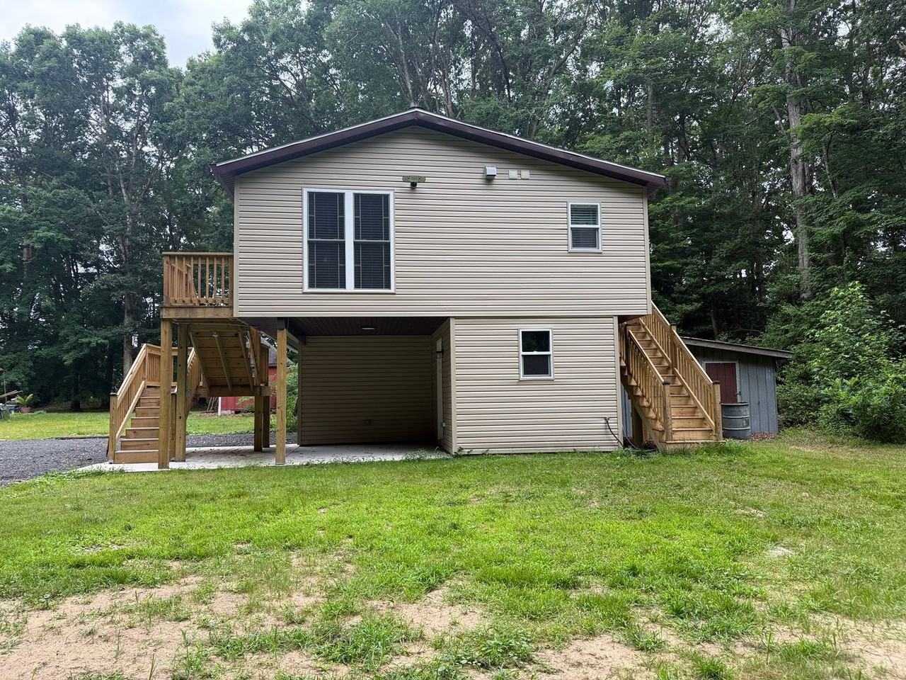 18942 Sand Hill Rd - Photo 3 of 15