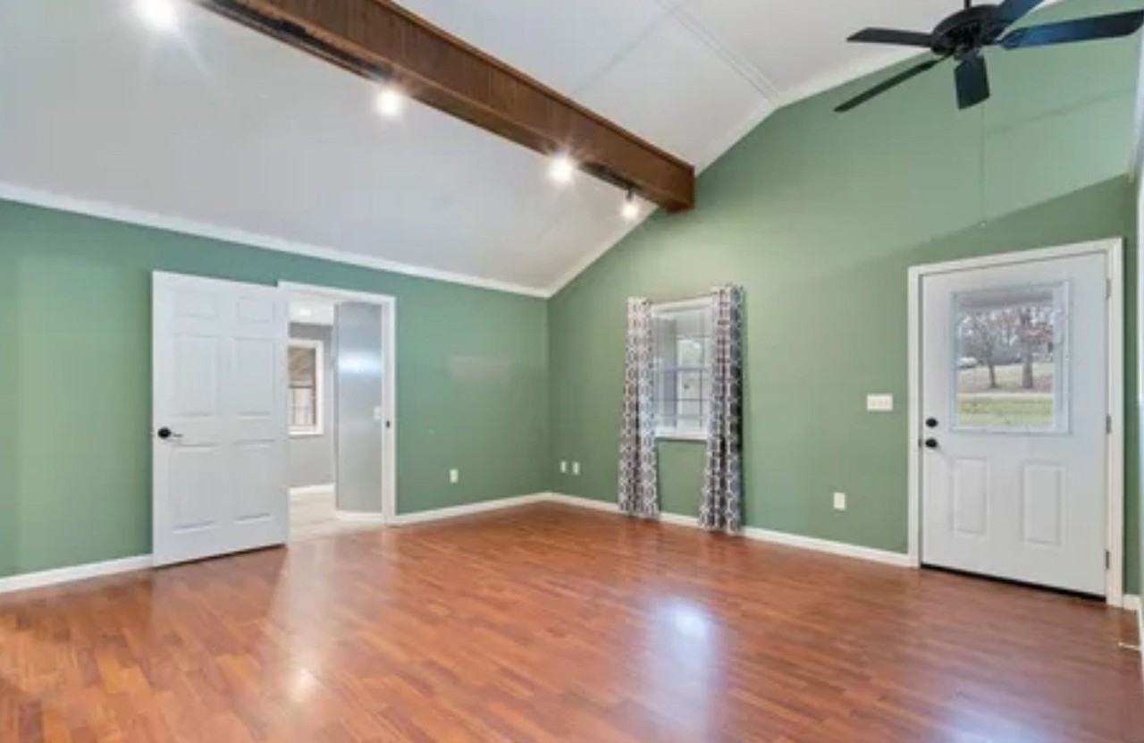 115 County Road 421 - Photo 2 of 11