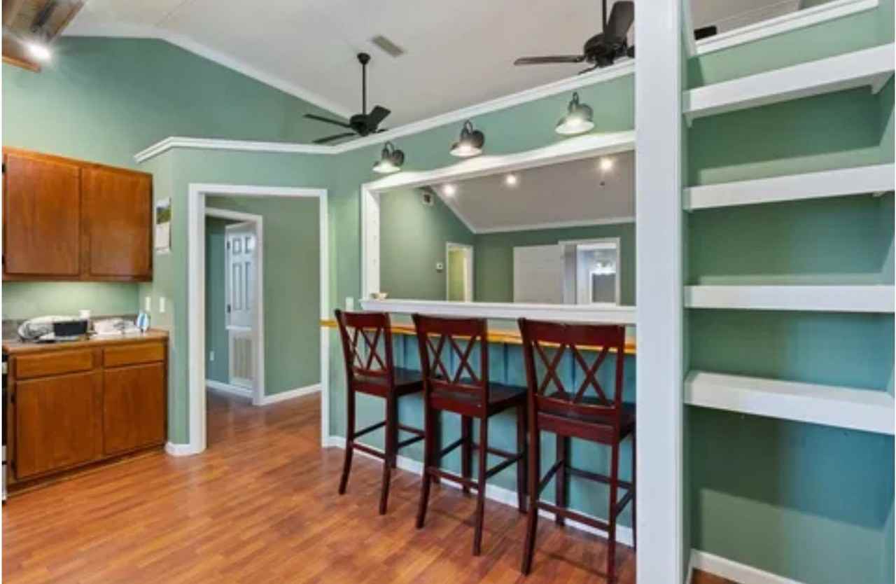 115 County Road 421 - Photo 4 of 11