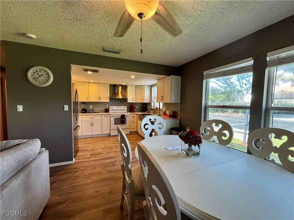 7008 Constitution Boulevard #74 - Photo 5 of 10