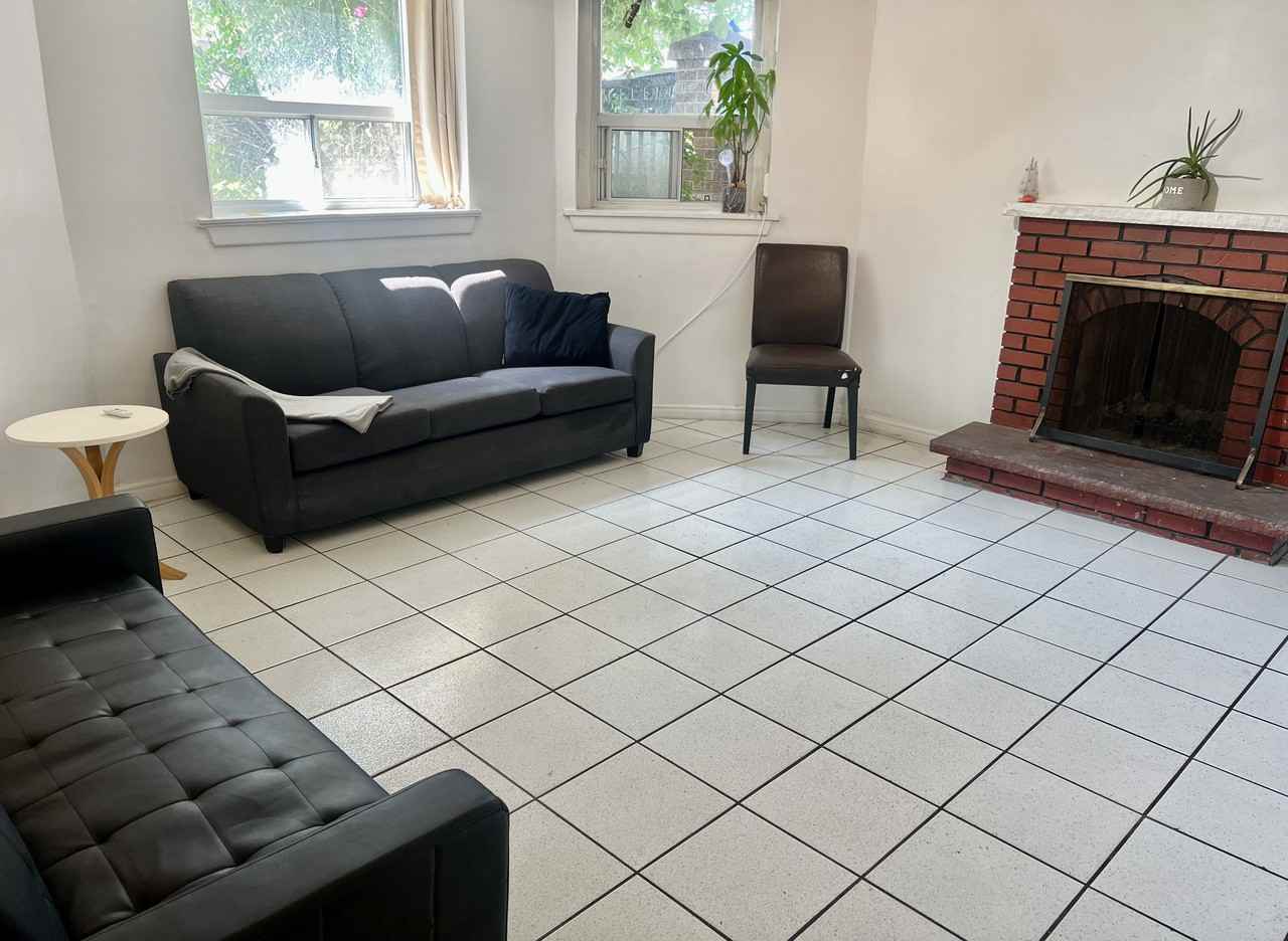 1434 King Street West #8 - Photo 2 of 20