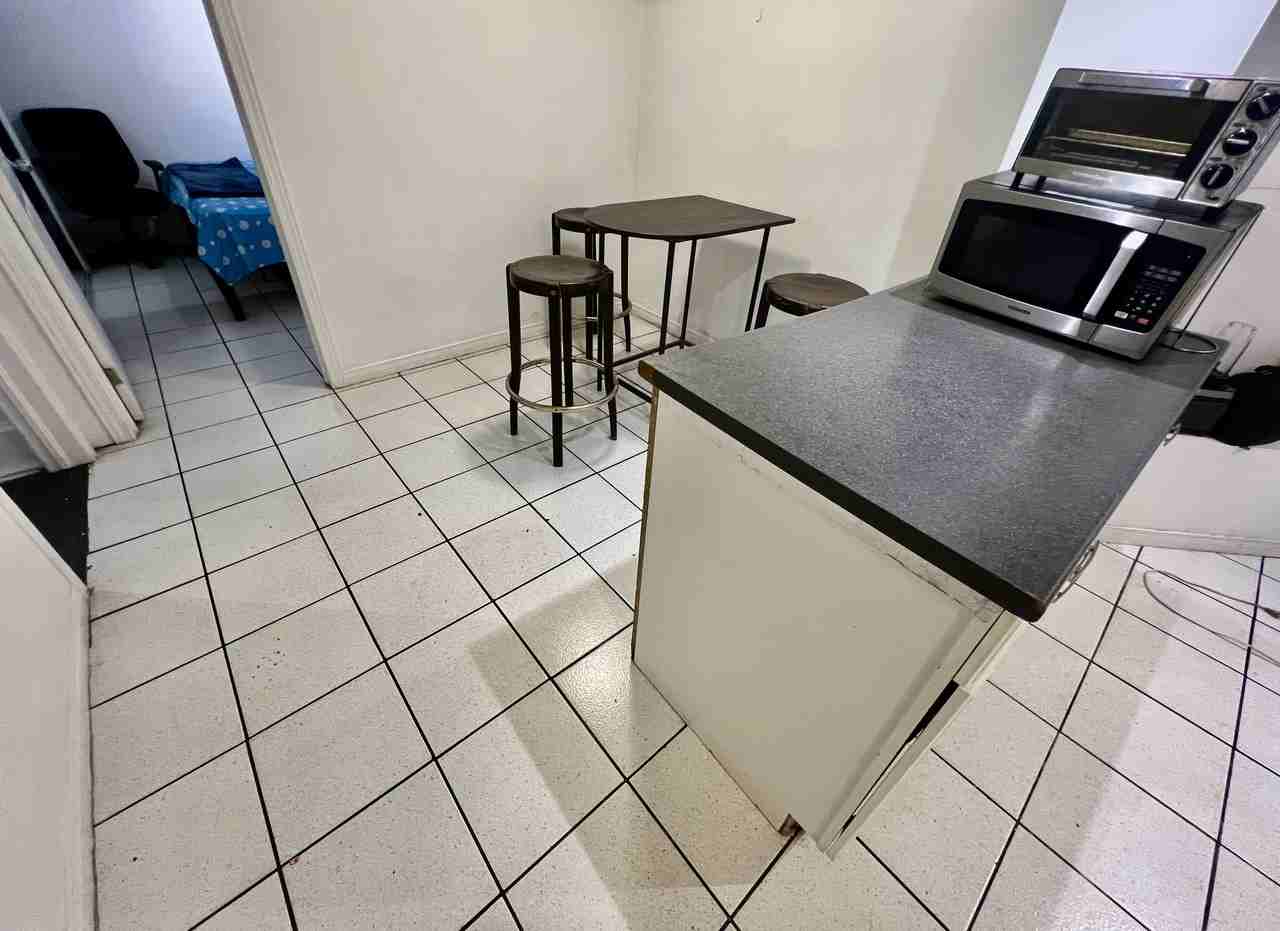 1434 King Street West #8 - Photo 7 of 14