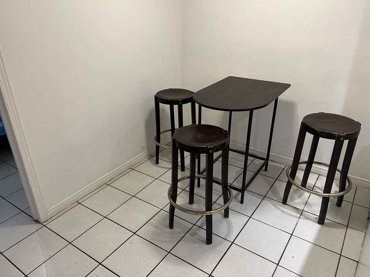 1434 King Street West #8 - Photo 6 of 14