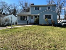 107 Hiawatha Blvd - Photo 1 of 1
