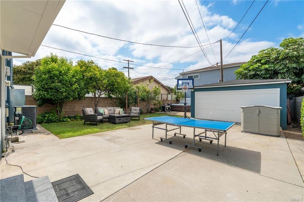 5032 W 135th St - Photo 3 of 8