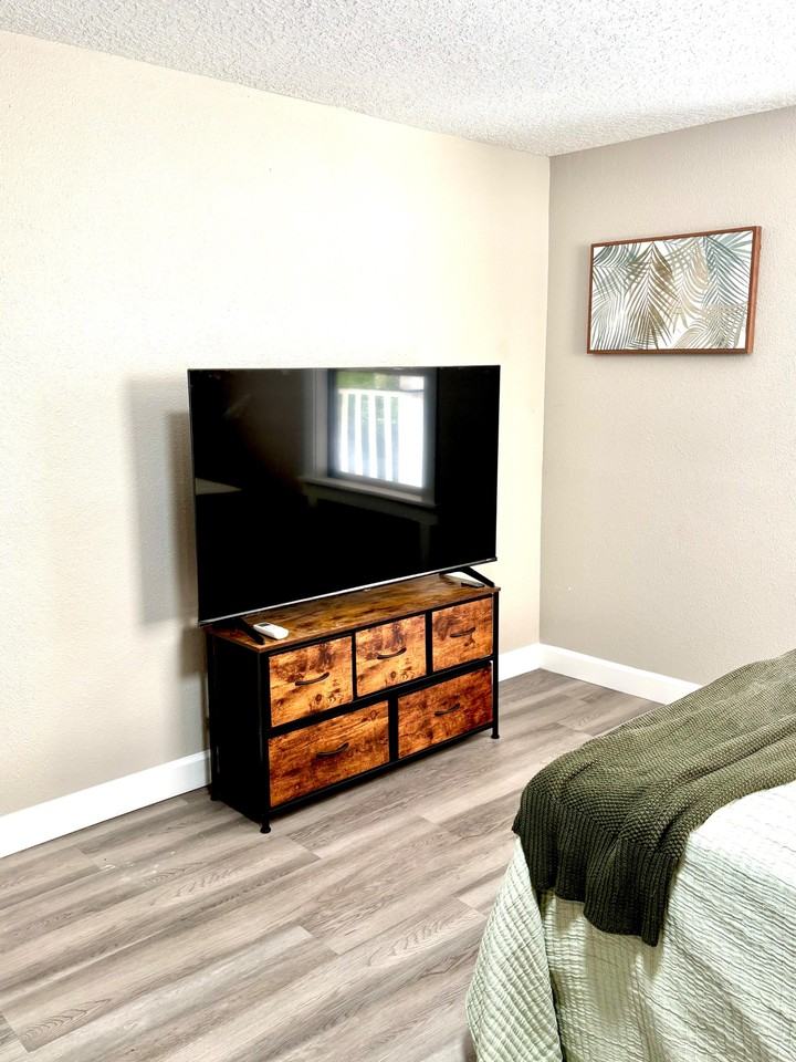 W 16th St - Photo 6 of 6