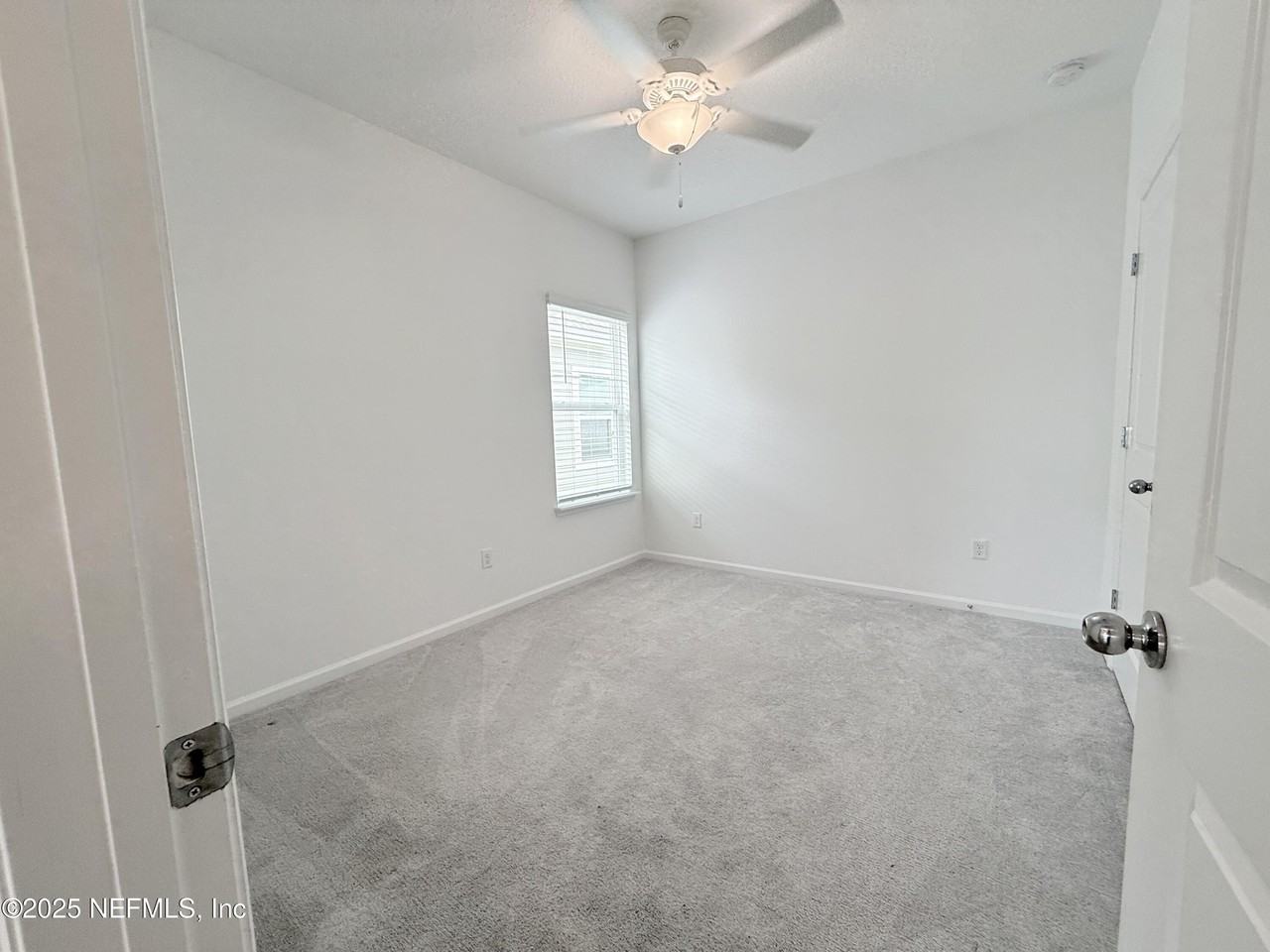 7560 Chervil Street - Photo 7 of 28