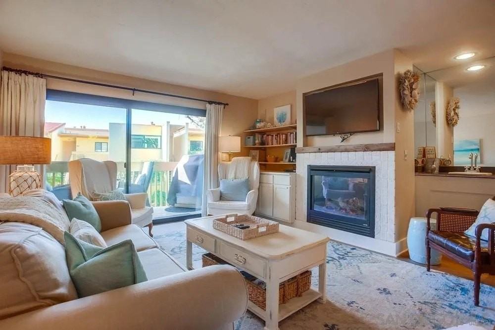 429 S Sierra Ave Unit 128 #128 - Photo 3 of 50