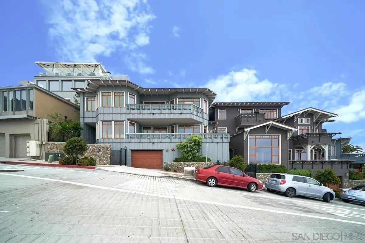 1249 Coast Blvd - Photo 2 of 29