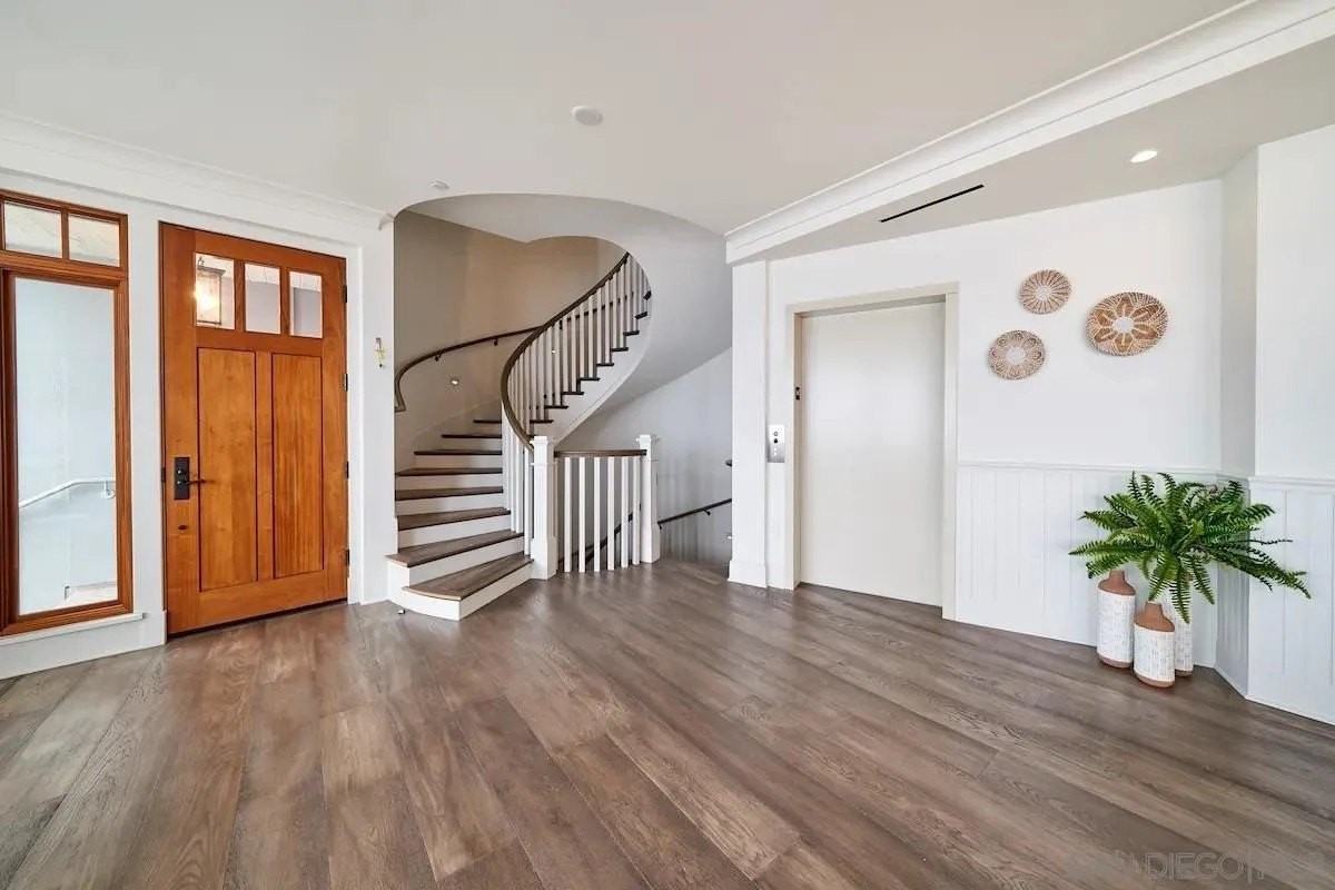 1249 Coast Blvd - Photo 5 of 29