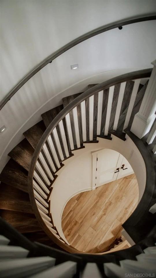 1249 Coast Blvd - Photo 6 of 29