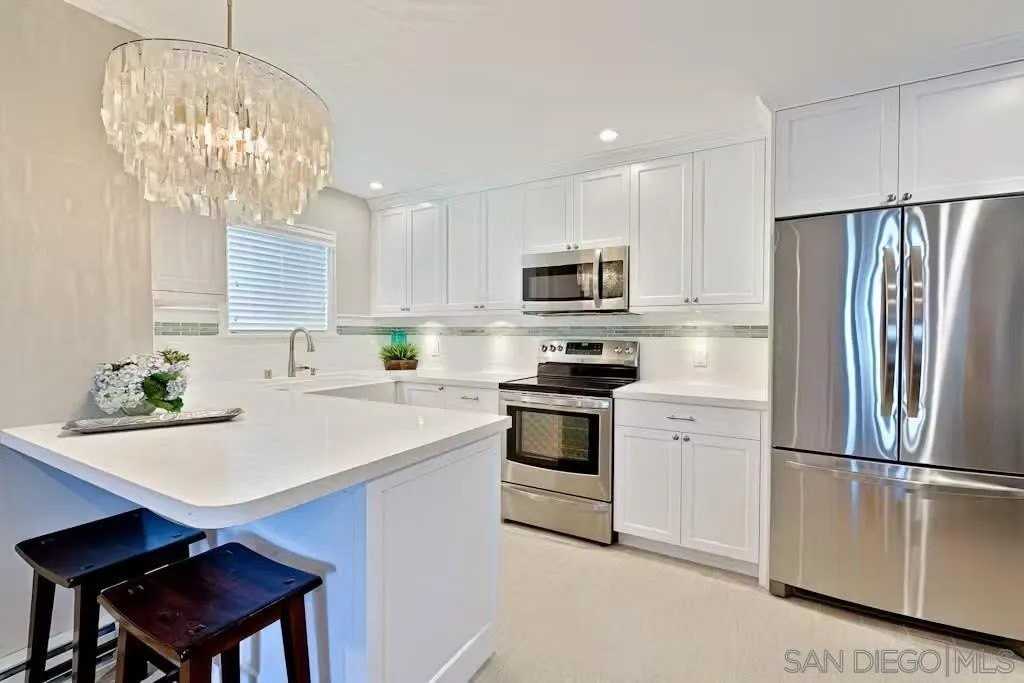 337 Rosemont St - Photo 7 of 20