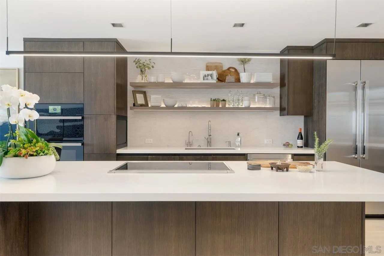 135 S Sierra Ave Unit 32 #32 - Photo 6 of 27