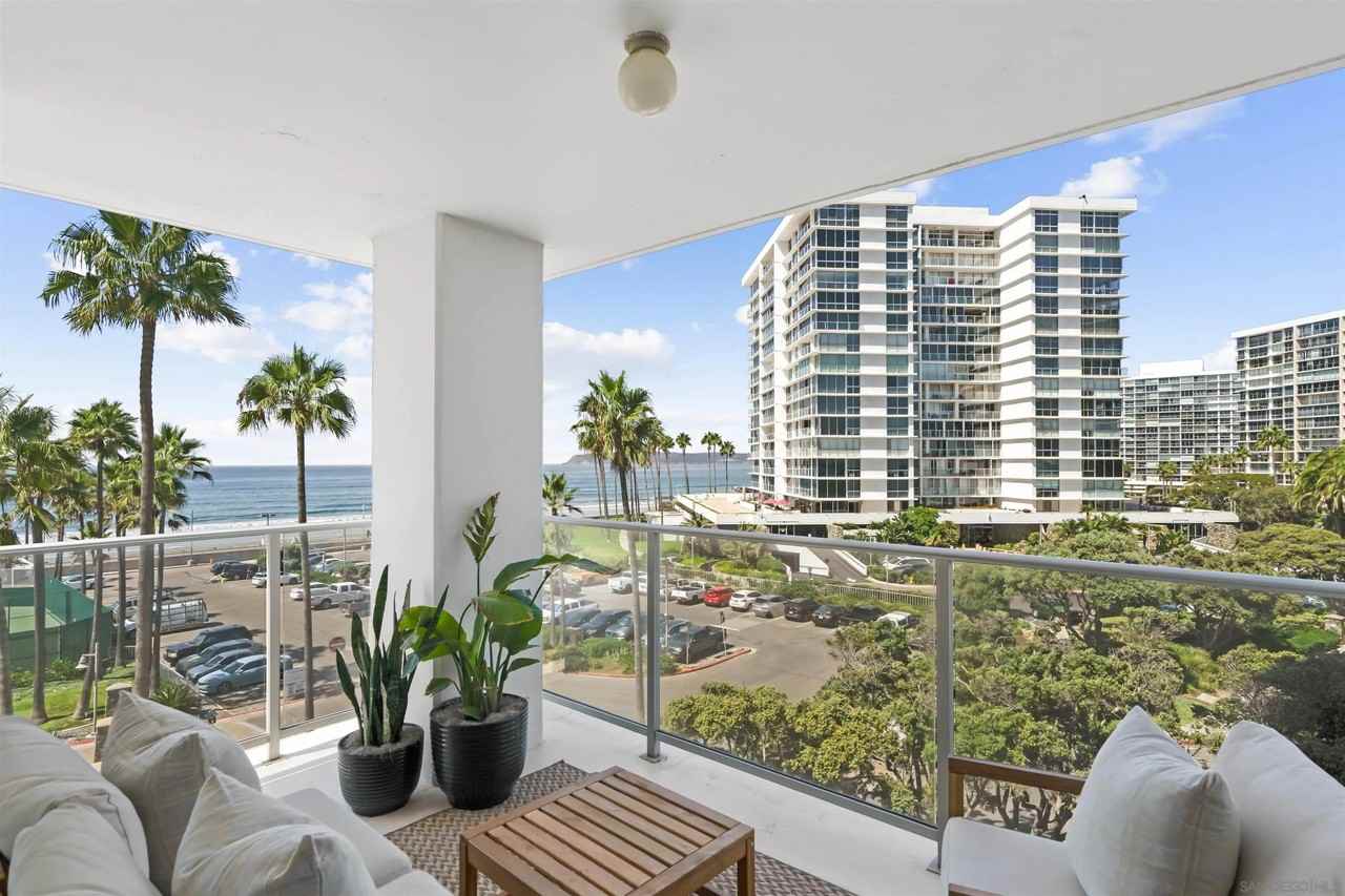 1810 Avenida Del Mundo Unit 307 #307 - Photo 3 of 20