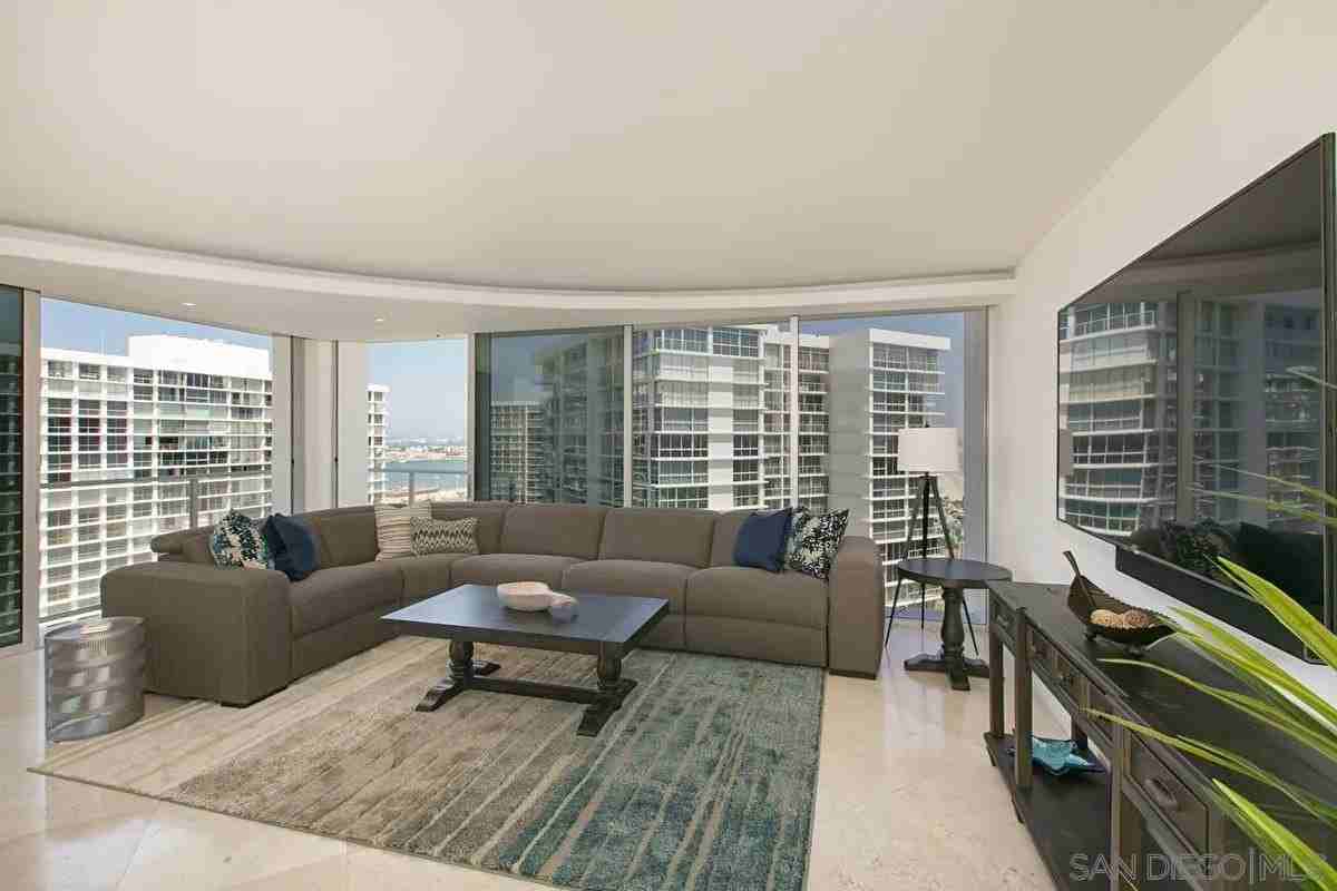 1760 Avenida Del Mundo Unit 1109 #1109 - Photo 3 of 14